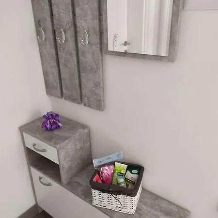 דירה With Wifi Ploce, Neretva Delta - Usce Neretve - 22723 *